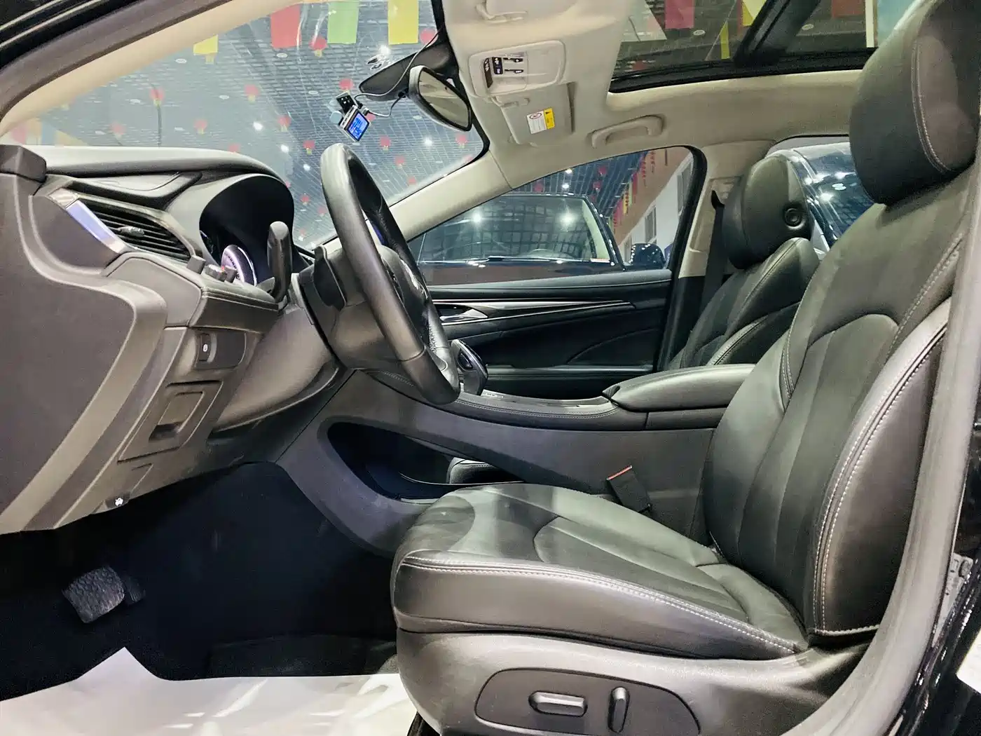 BUICK LACROSSE