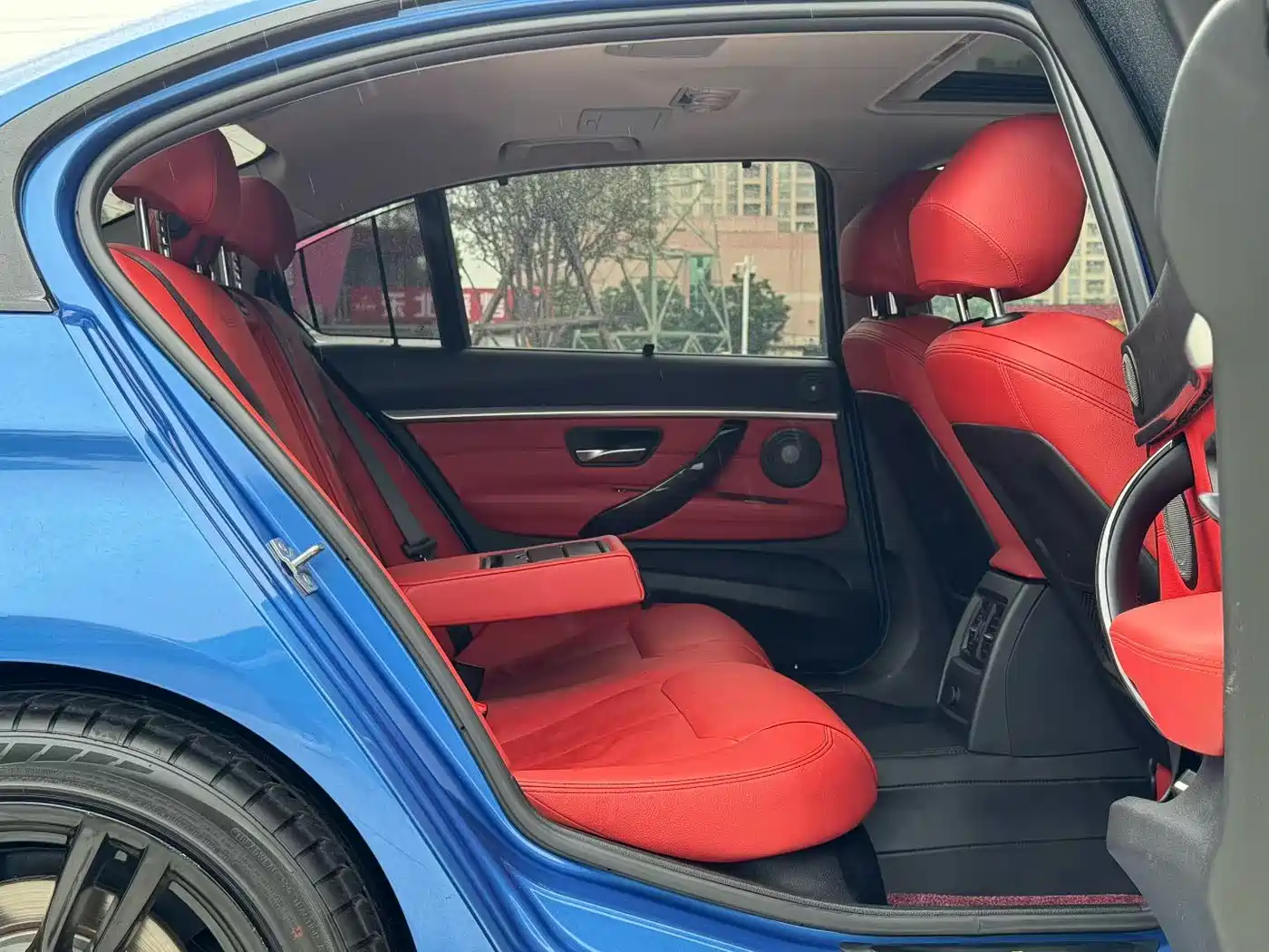 BMW 3 Series 2019 320Li M Sport Black Night Edition фото 7