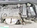 Photo 10 - Peugeot 2008
