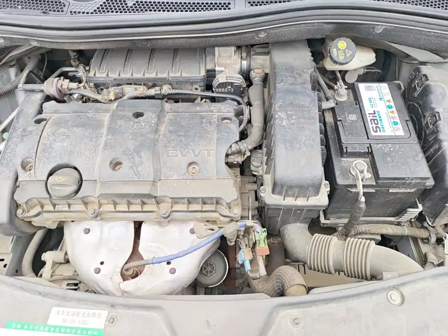 Photo 10 - Peugeot 2008