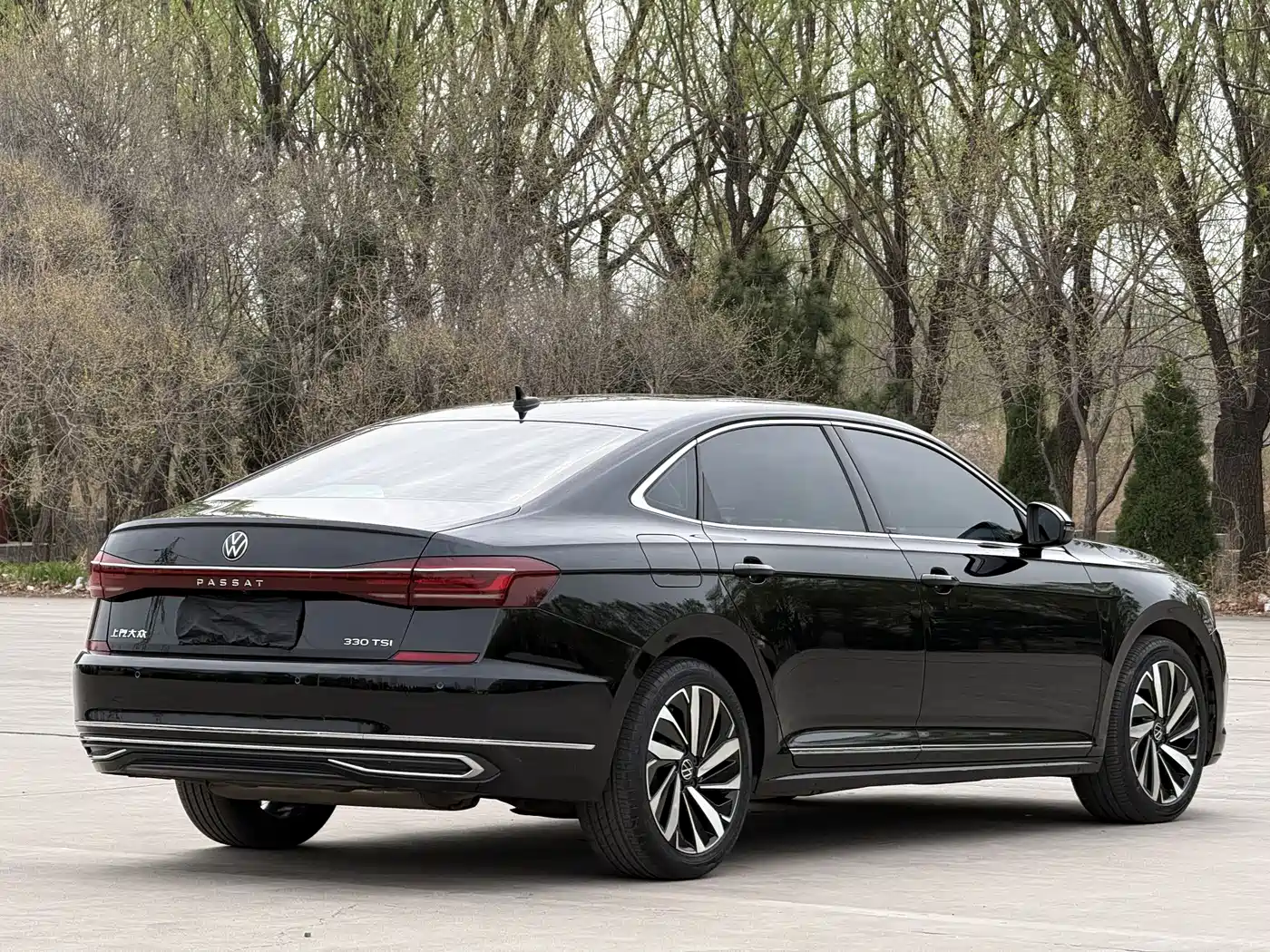 Volkswagen Passat 2023 Facelift 330TSI Elite Edition фото 7