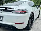 Photo 20 - Porsche 718