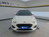Фото 2 - Ford Focus
