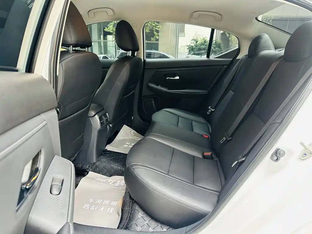 Nissan SYLPHY, миниатюра 12