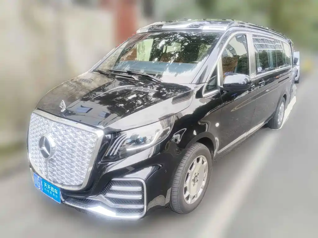 Mercedes-Benz Vito 2023 2.0T Business 7-Seater
