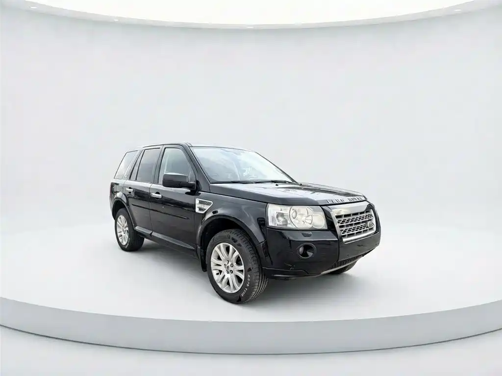 Land Rover Freelander 2 2010 3.2 i6 Automatic HSE Petrol фото 3