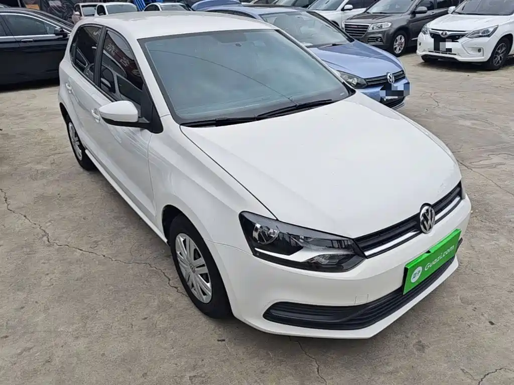 Volkswagen Polo 2016 1.4L Automatic Trend фото 22