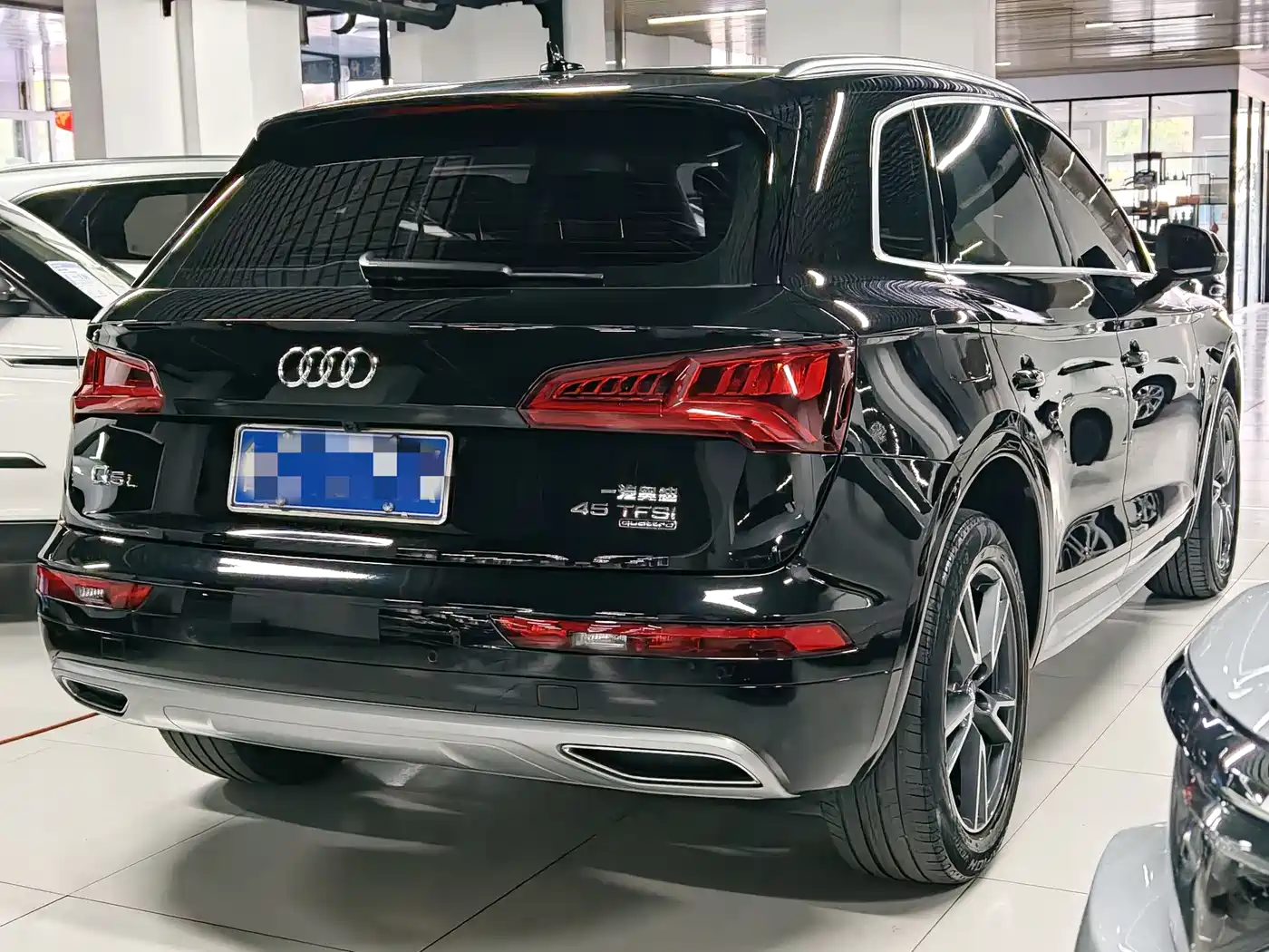 Audi Q5L 2020 Facelift 40 TFSI Honor Progressive фото 3