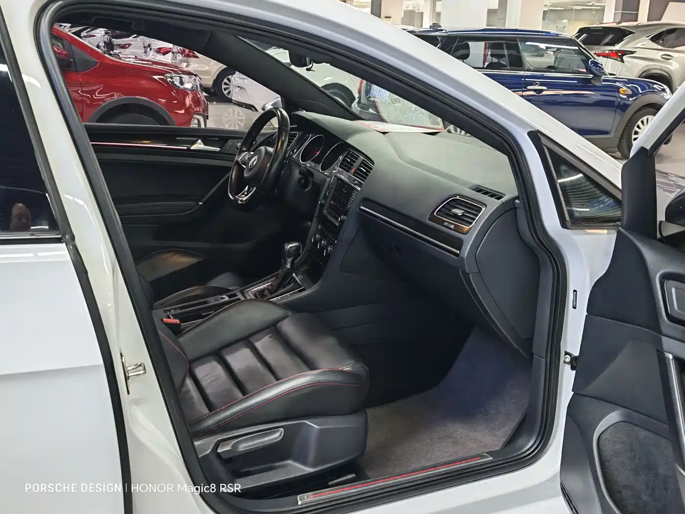Volkswagen Golf GTI 2016 2.0TSI GTI фото 6