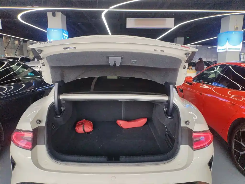 Xiaomi Auto Xiaomi SU7 2024 AWD Extended Range Advanced Smart Driving Max Edition фото 15