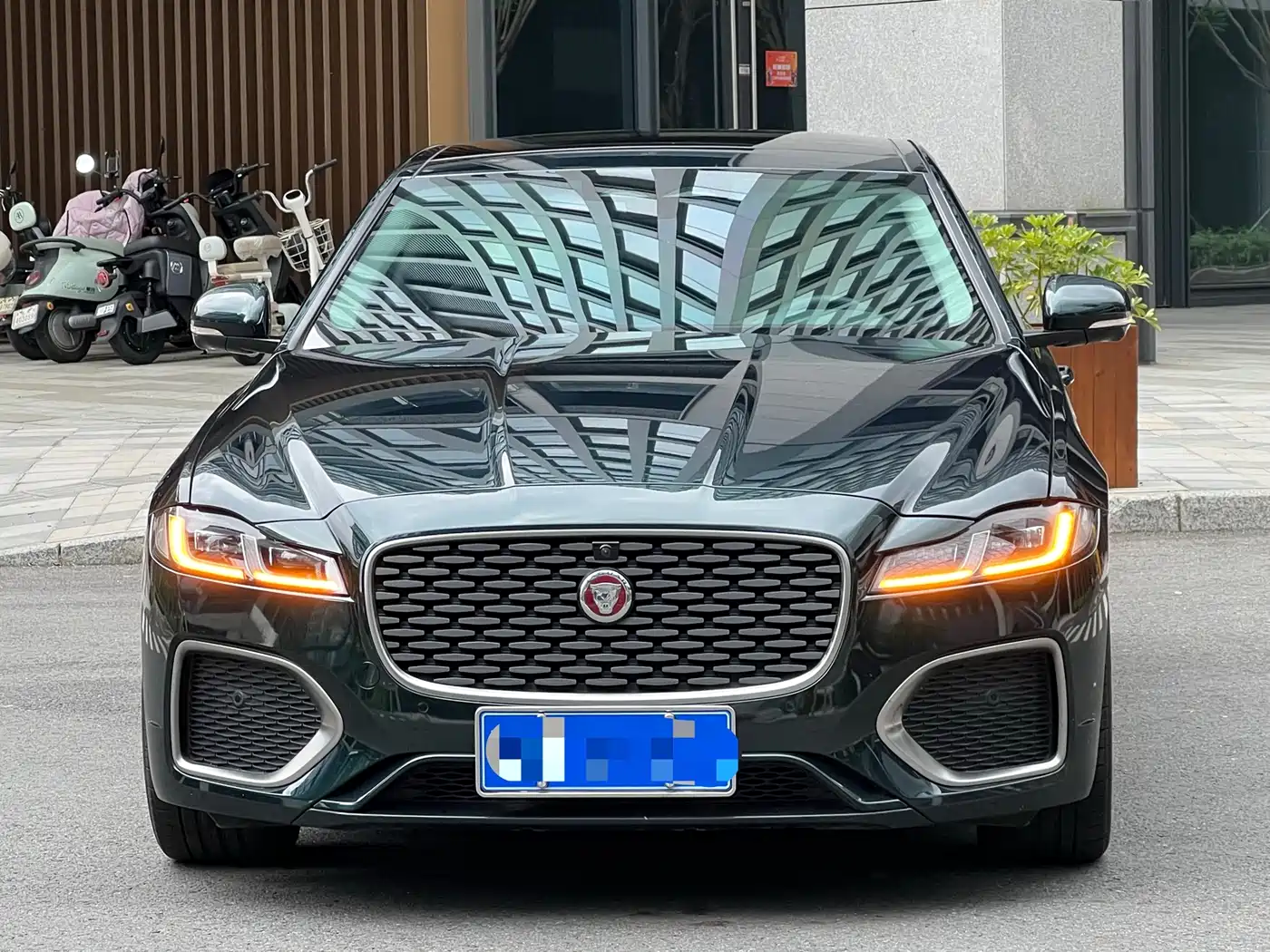 JAGUAR XFL