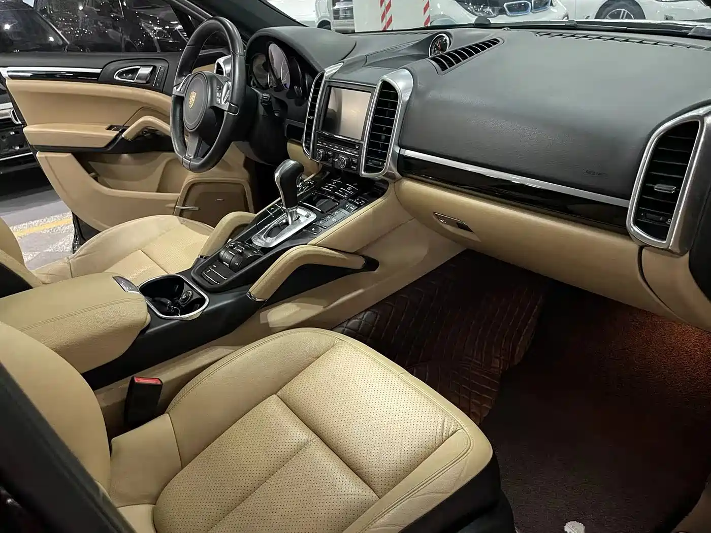 Porsche Cayenne 2011 Cayenne 3.0T фото 7