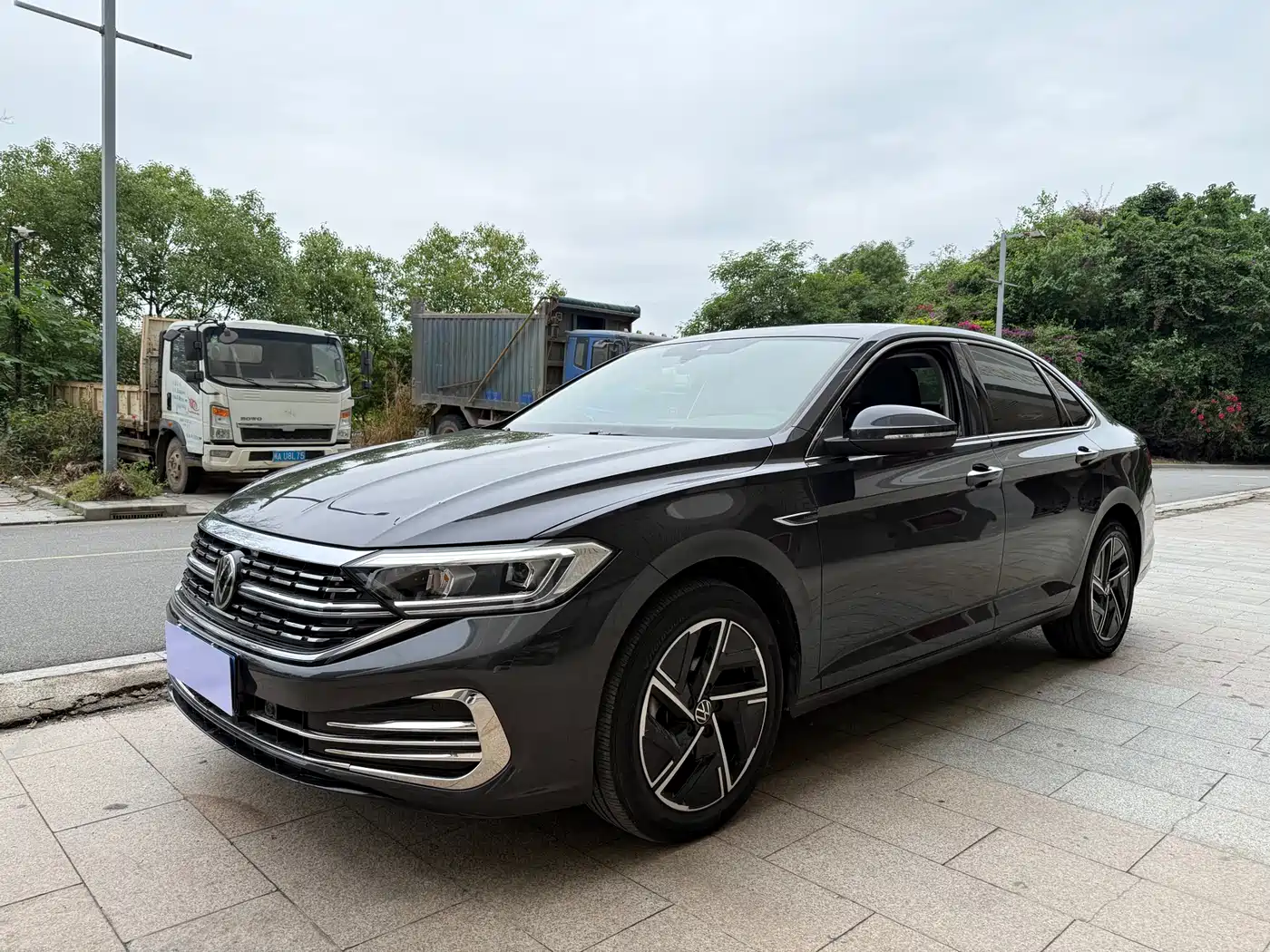 Volkswagen Sagitar 2023 300TSI DSG Surpassing Edition