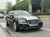 صورة 2 - Chrysler 300C (Import)