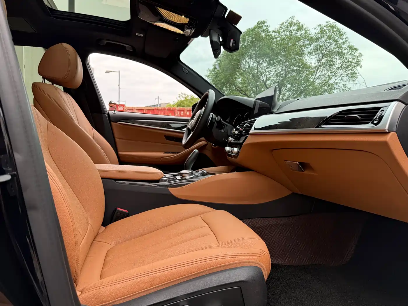 BMW 5 Series 2018 530Li Leading M Sport Package фото 12