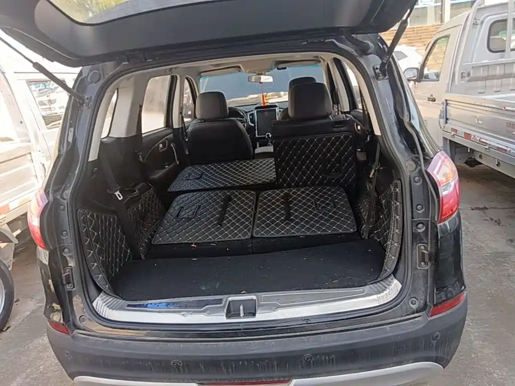 SWM Motor SWM X7 2018 2017 1.5T Automatic Smart Enjoy 7-seater