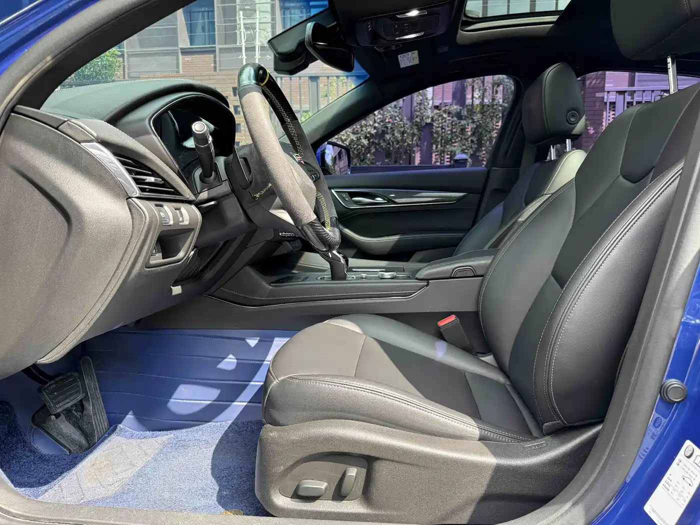 Фото 6 - Cadillac CT5
