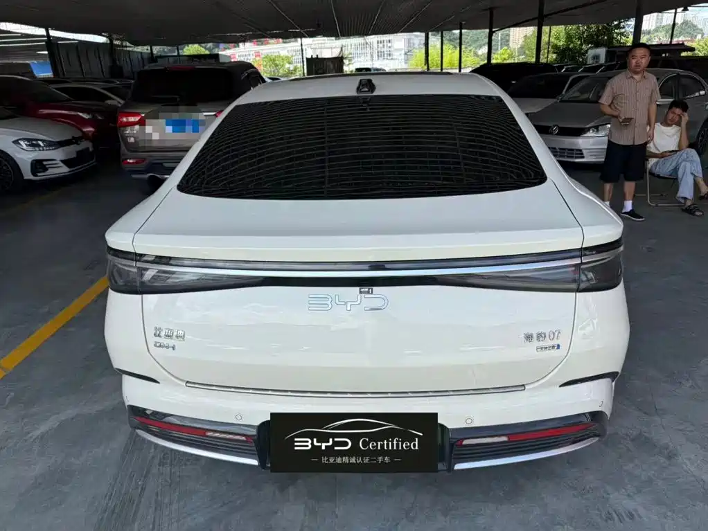 BYD Seal 07 DM-i 2025 2025 Smart Drive Edition DM-i 1.5L 125km Luxury