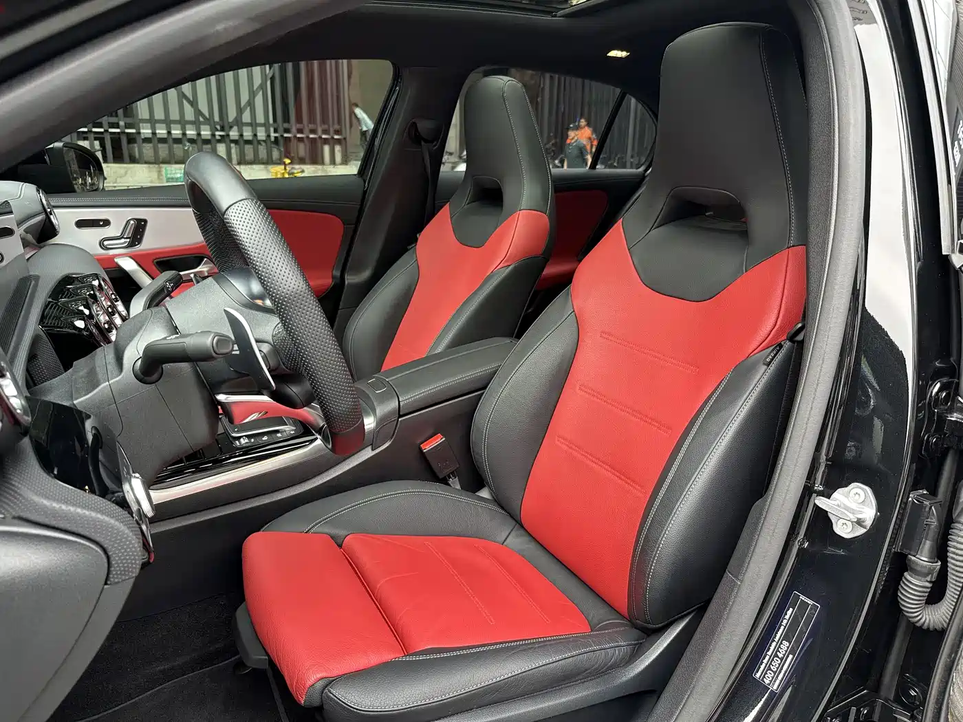 Mercedes-Benz A-Class AMG (Import) 2023 AMG A 35 4MATIC фото 6