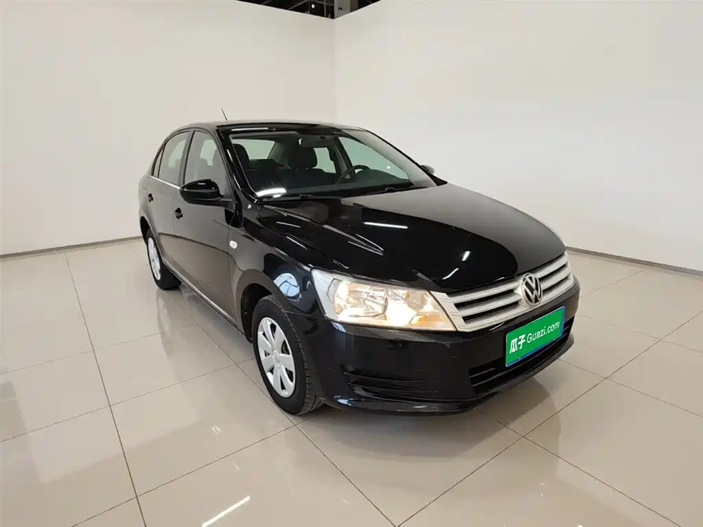 Volkswagen Santana 2015 1.4L Manual Trend Edition фото 4