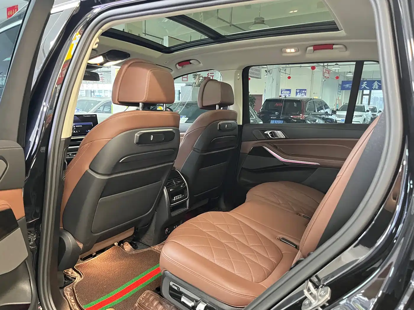 BMW X7 2023 xDrive40i Leading Luxury Package фото 8