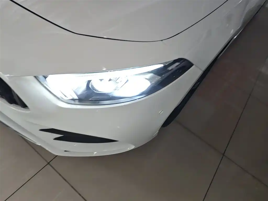 Mercedes-Benz A-Class 2022 A 200 L Sport Sedan Style фото 24