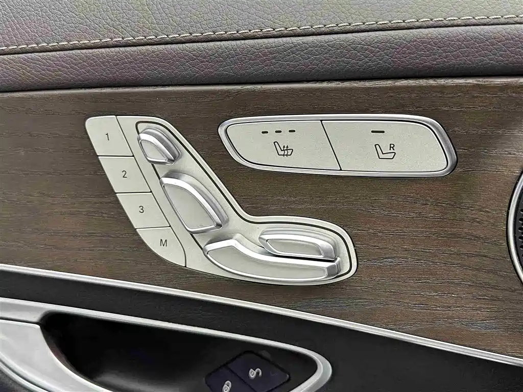 Mercedes-Benz GLC 2022 GLC 300 L 4MATIC Dynamic Collector's Edition фото 13