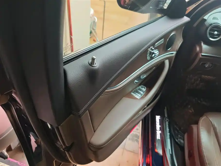 Mercedes-Benz E-Class 2018 E 300 L Luxury фото 7