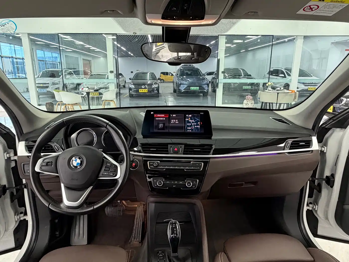 BMW X1 2020 sDrive25Li Leading Model фото 12