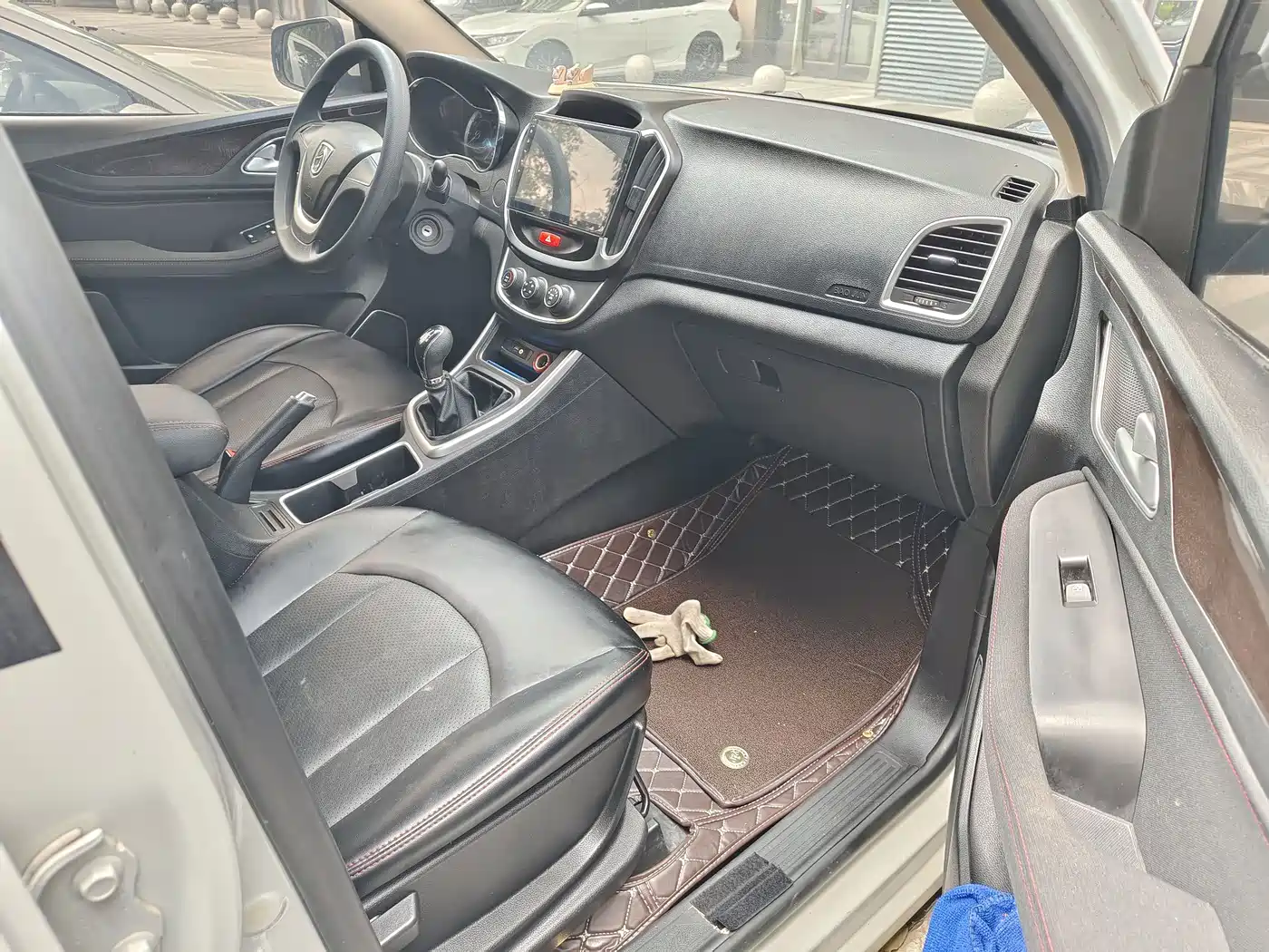 Baojun 560 2017 2016 1.8L Manual Value