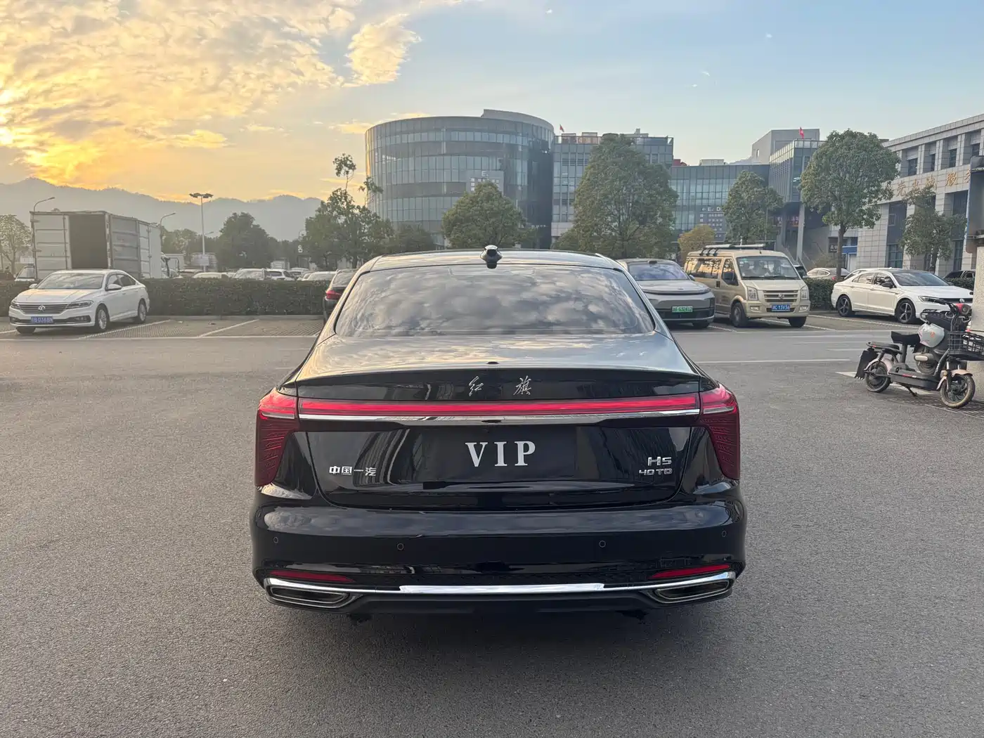Hongqi H5 2023 2.0T Auto Smart Connect Flag Comfort фото 6