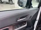 Фото 31 - Toyota Granvia