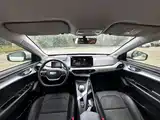 Фото 25 - Geely Geometry A