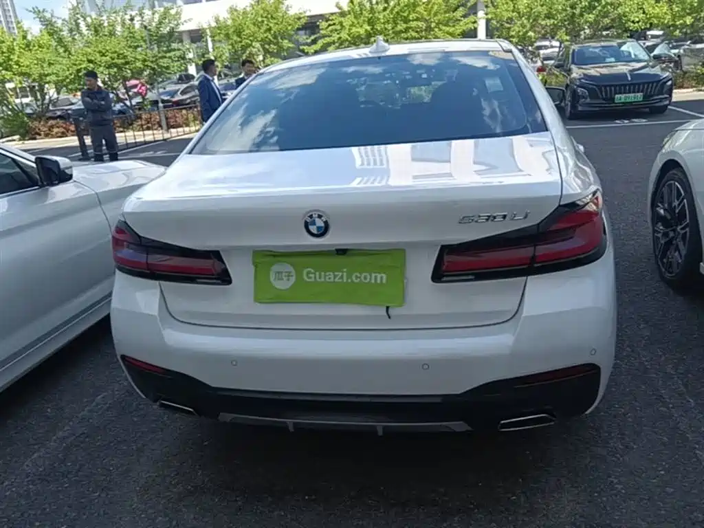 BMW 5 Series 2022 Facelift 530Li Leading M Sport Package фото 10