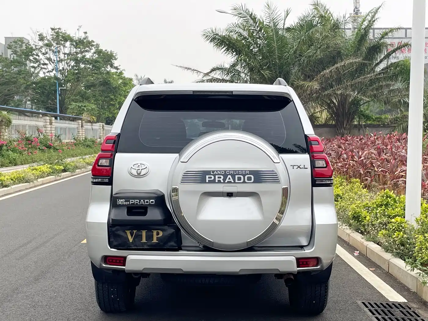 Toyota Prado (Import) 2010 2.7L Automatic Standard фото 9