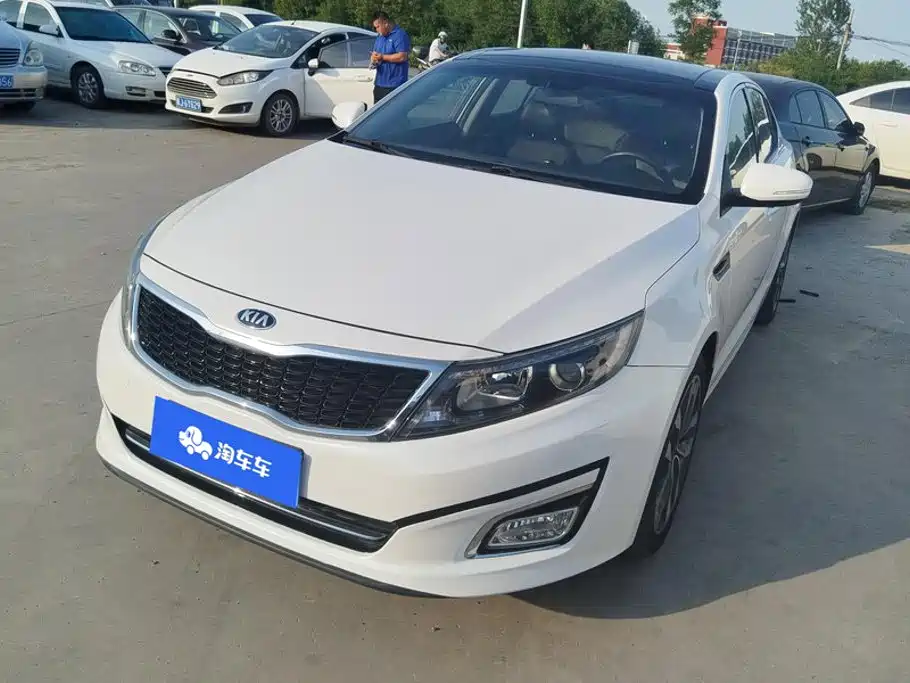 Photo 1 - Kia K5