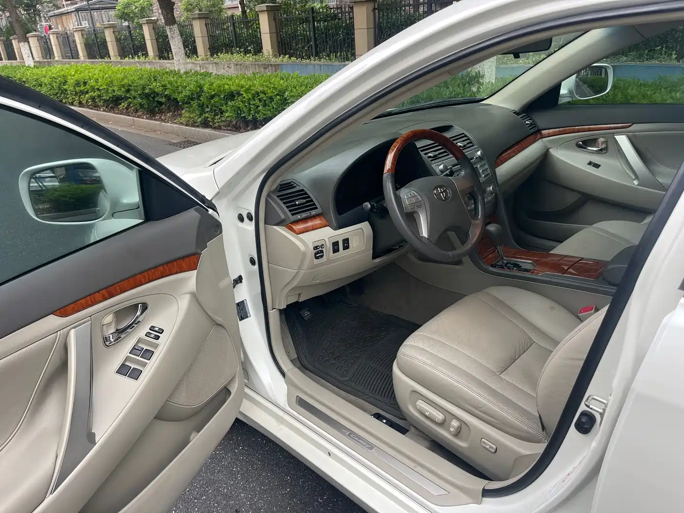 Toyota Camry 2008 240G Luxury Edition фото 6