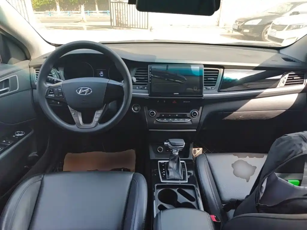 Фото 10 - Hyundai Mistra