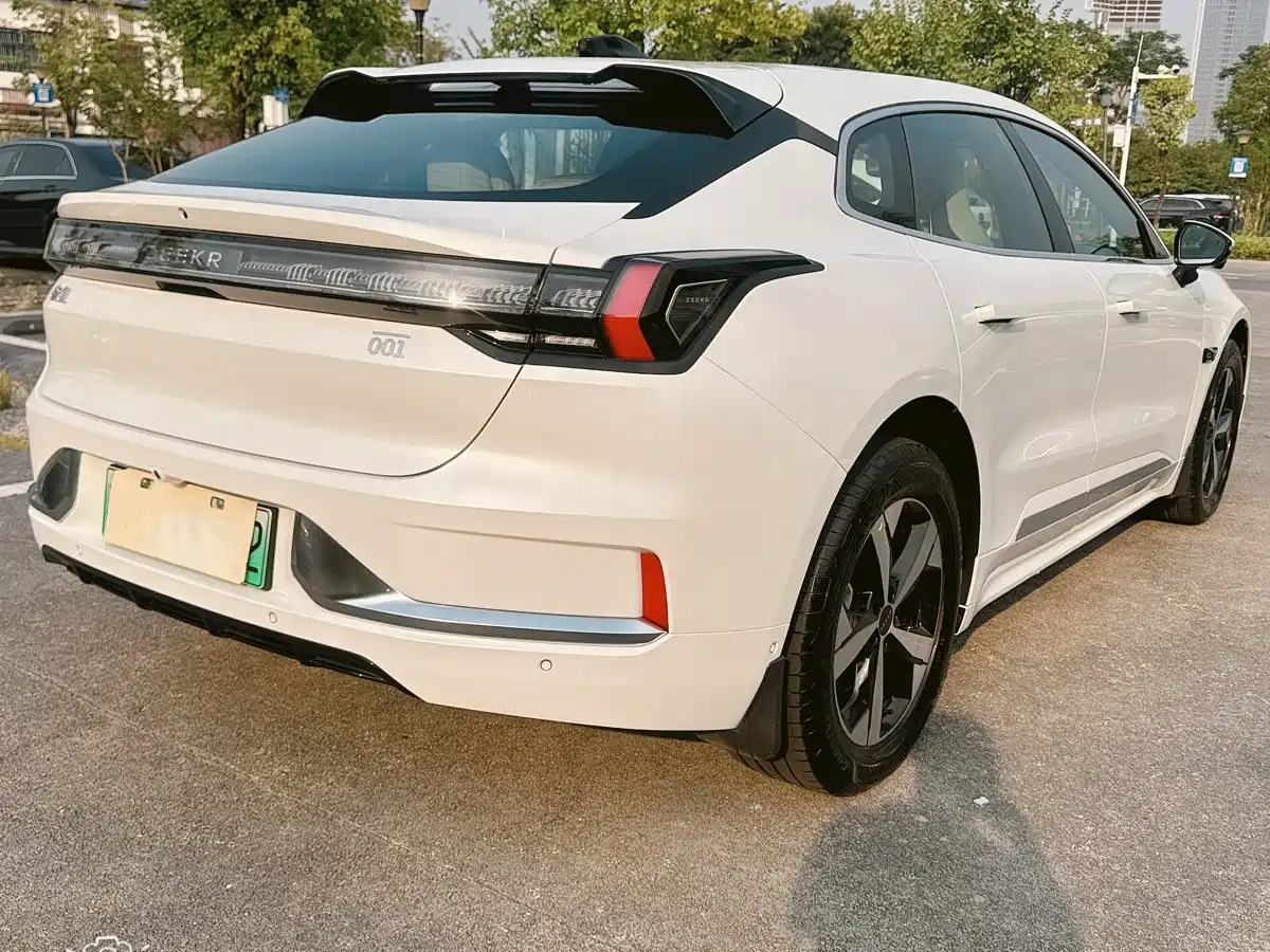 ZEEKR EXTREME KRYPTON 001