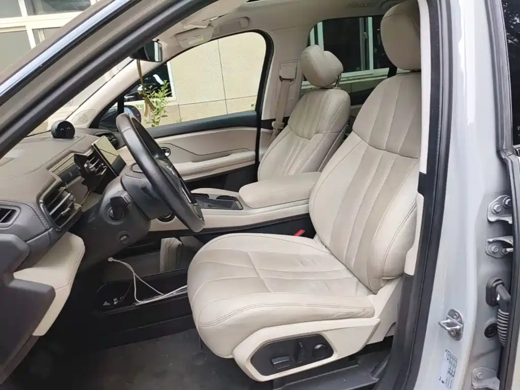 NIO ES8 2019 2018 355KM Base Model 7-Seater Version