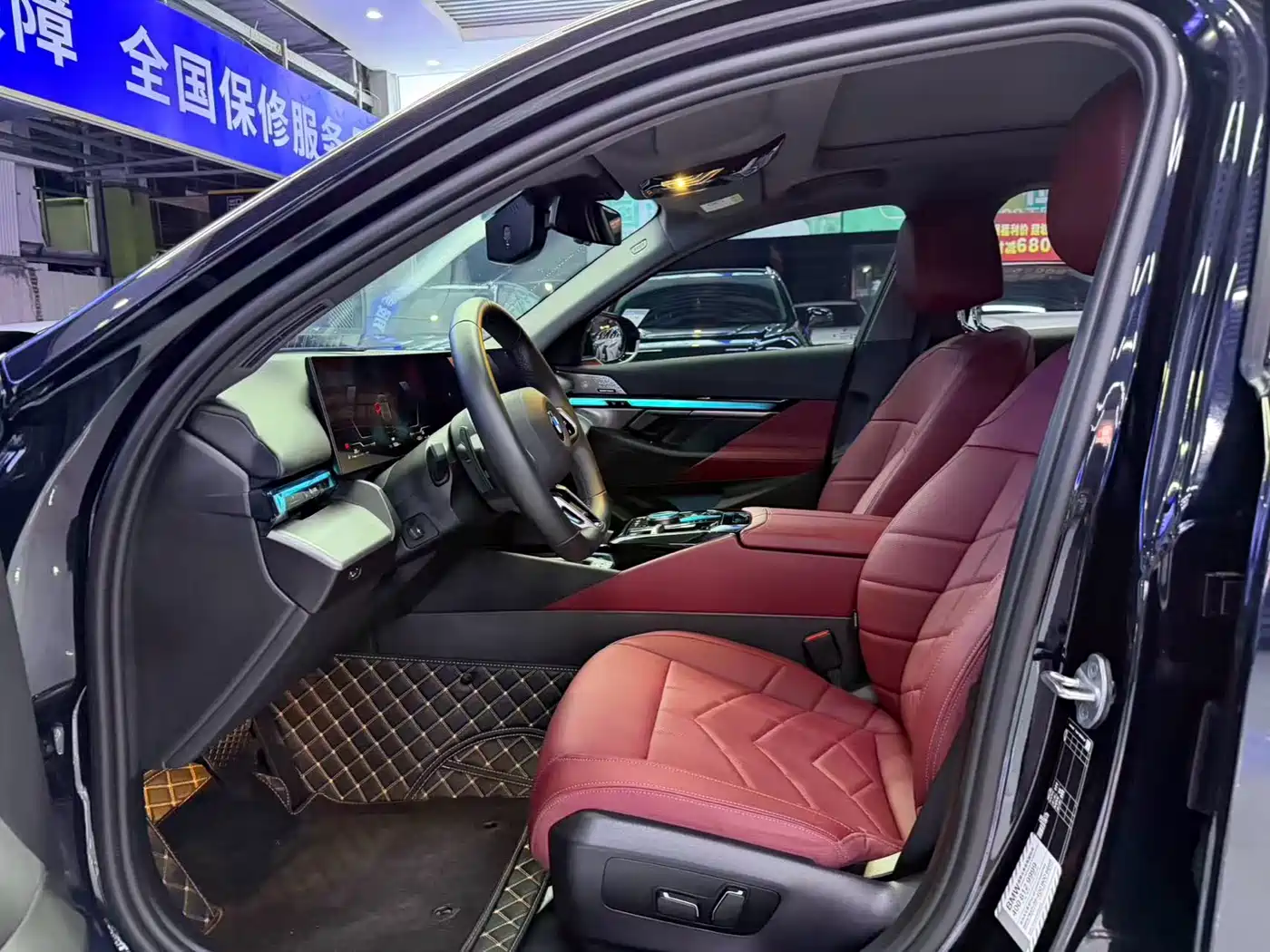 BMW 5 Series 2024 530Li Leading M Sport Package фото 8