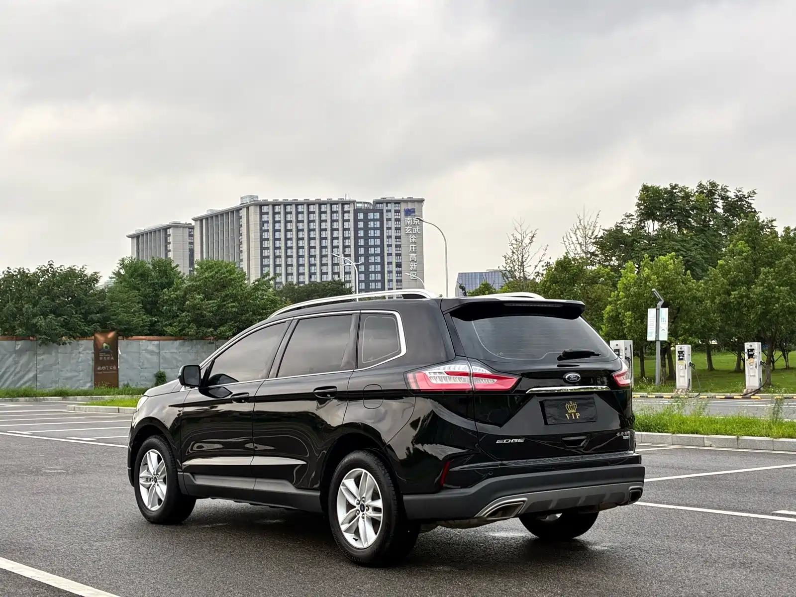 Фото 7 - Ford Edge