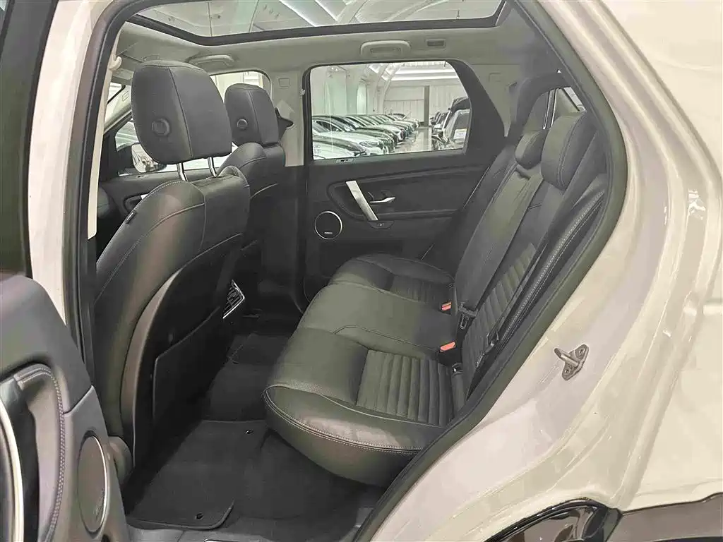 Land Rover Discovery Sport 2024 2024 Luxury Custom Edition