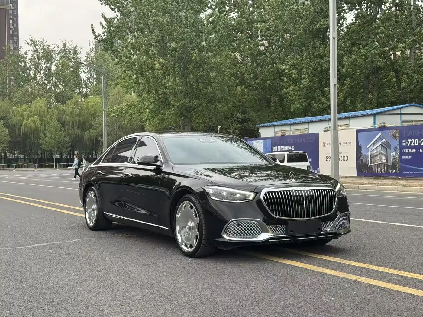 MERCEDES-BENZ S CLASS