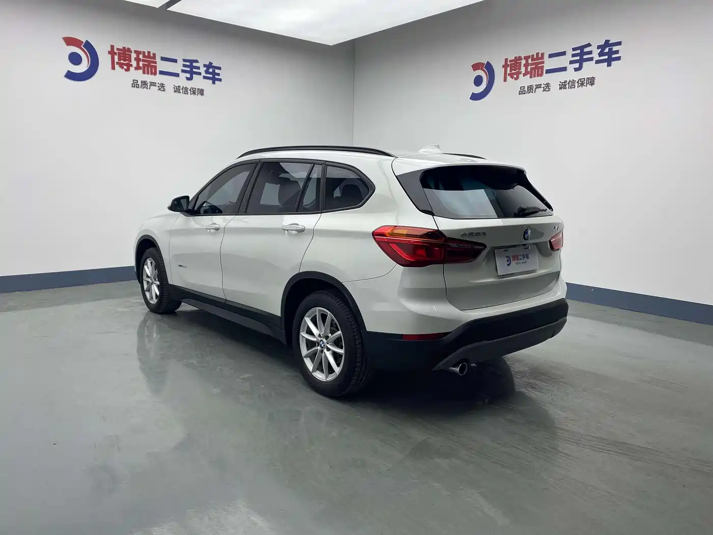BMW X1 2018 sDrive18Li Fashion Model фото 5