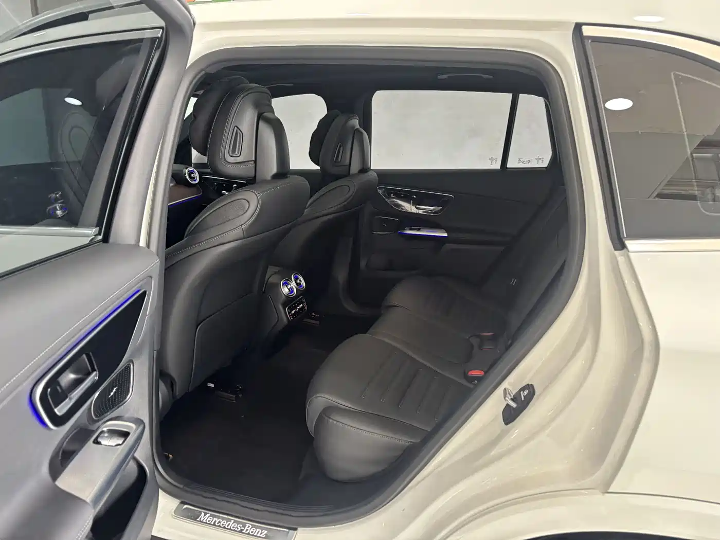 Mercedes-Benz GLC 2025 GLC 300 L 4MATIC Dynamic 5-seater фото 21