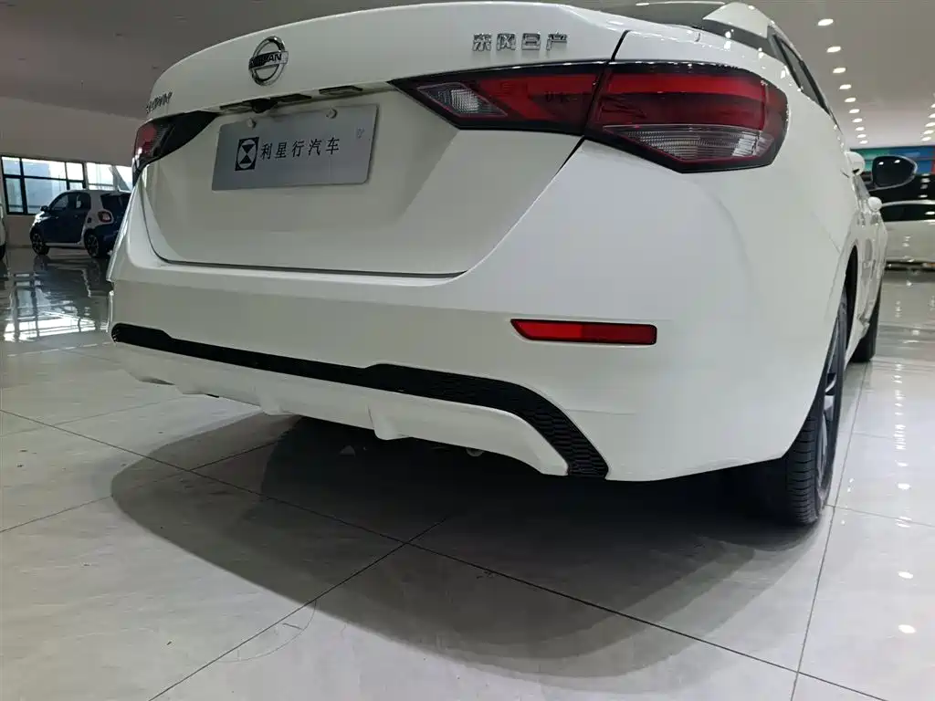 Nissan SYLPHY, миниатюра 13