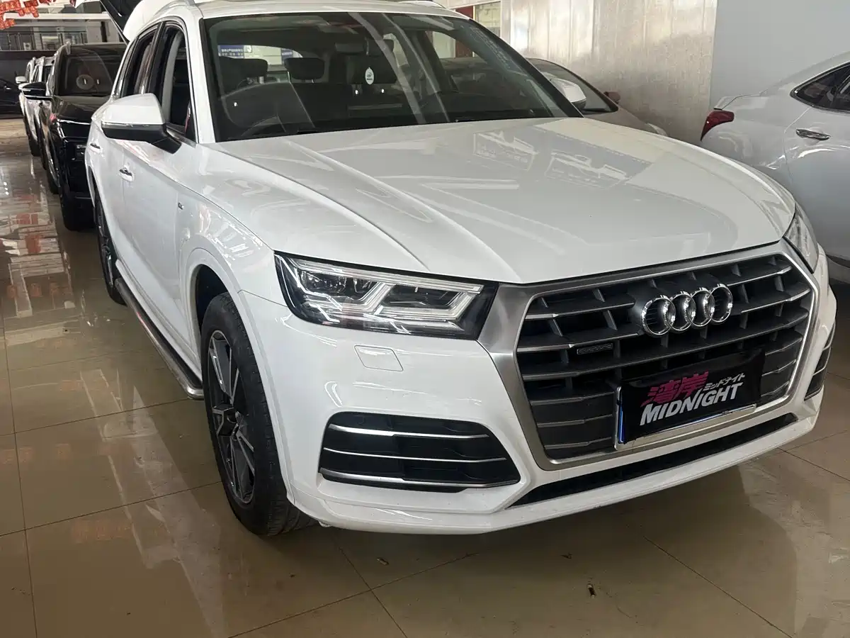 Audi Q5L 2018 40 TFSI Prestige Fashion (China V) фото 3