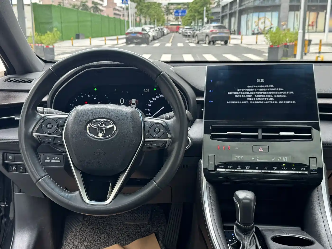 Toyota Avalon 2022 2.0L Luxury Edition фото 15