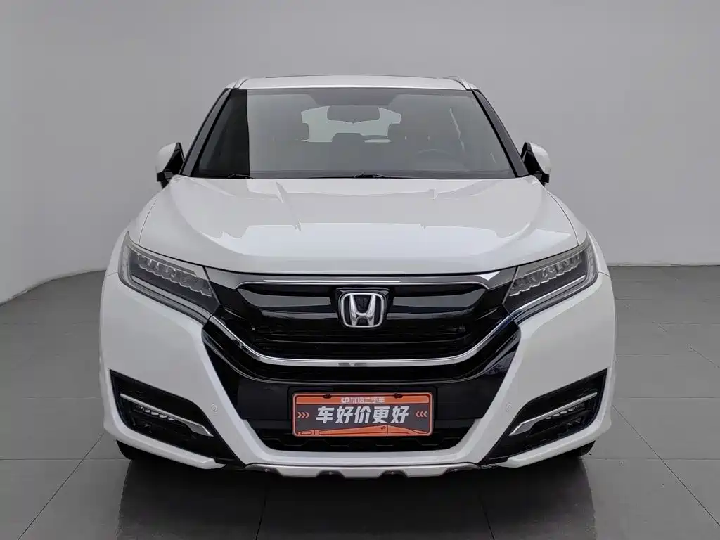 Фото 3 - Honda UR-V